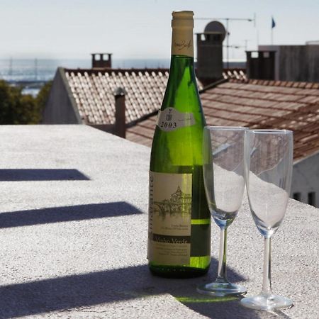 Wondrous Terrace Apartment In Cascais Center Exteriör bild