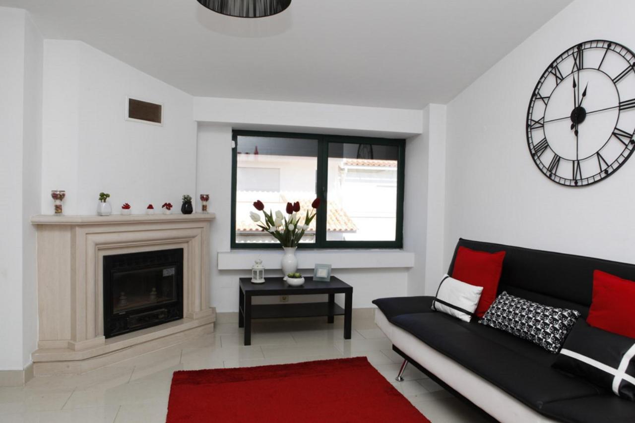 Wondrous Terrace Apartment In Cascais Center Exteriör bild