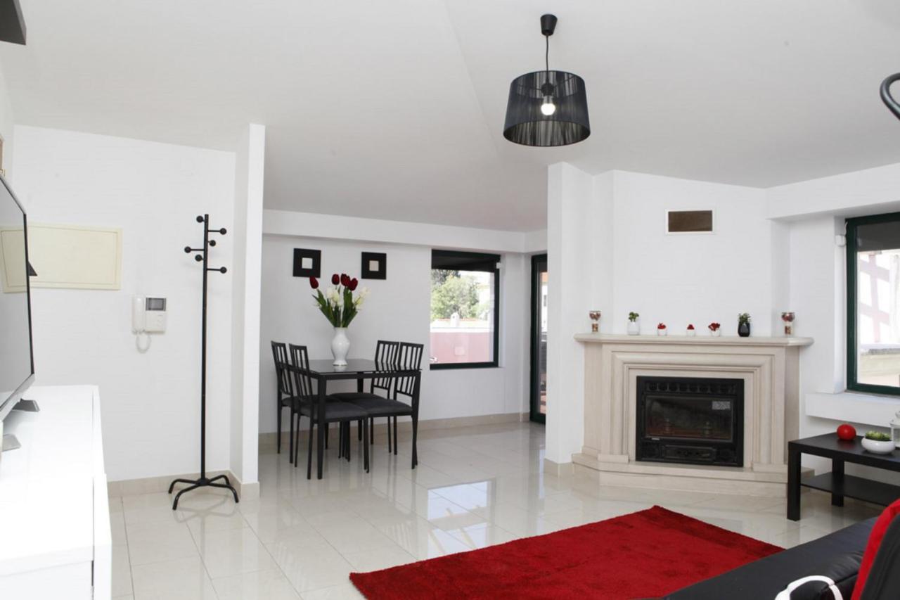 Wondrous Terrace Apartment In Cascais Center Exteriör bild